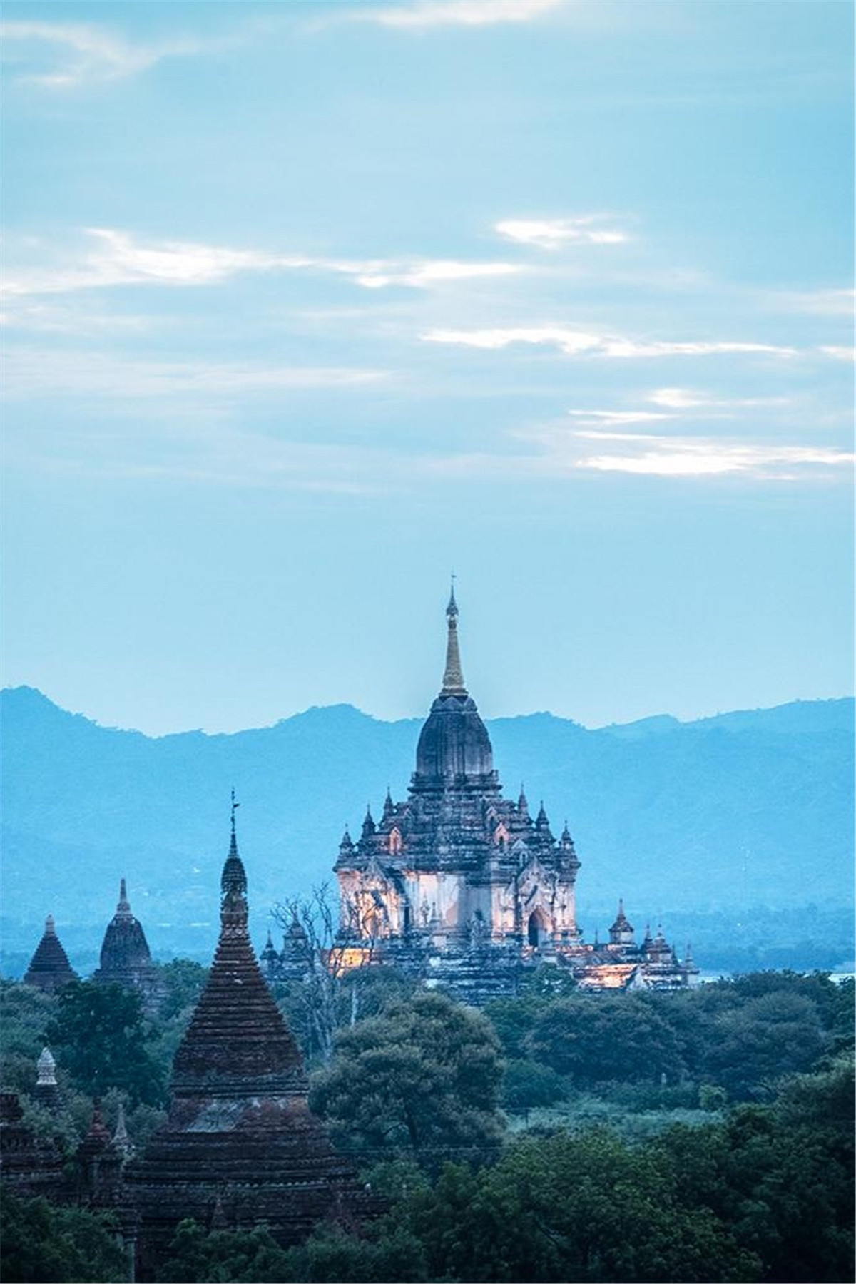 缅甸蒲甘：华美苍凉的万塔之城 - 缅华网